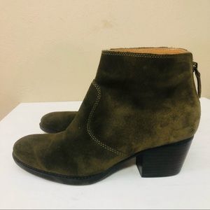 Nine West Nbolt green suede ankle boot